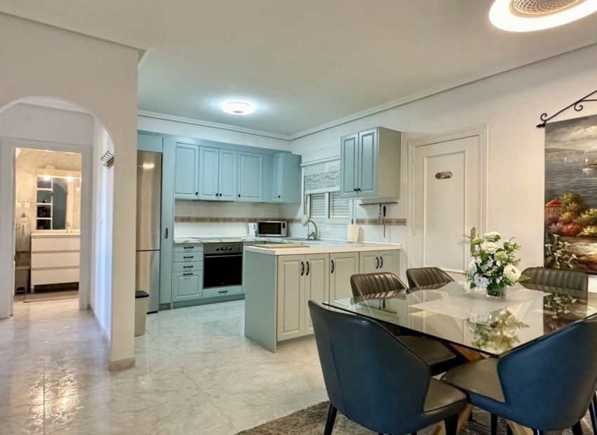 Sale - Apartment / Flat -
Orihuela - Playa Flamenca