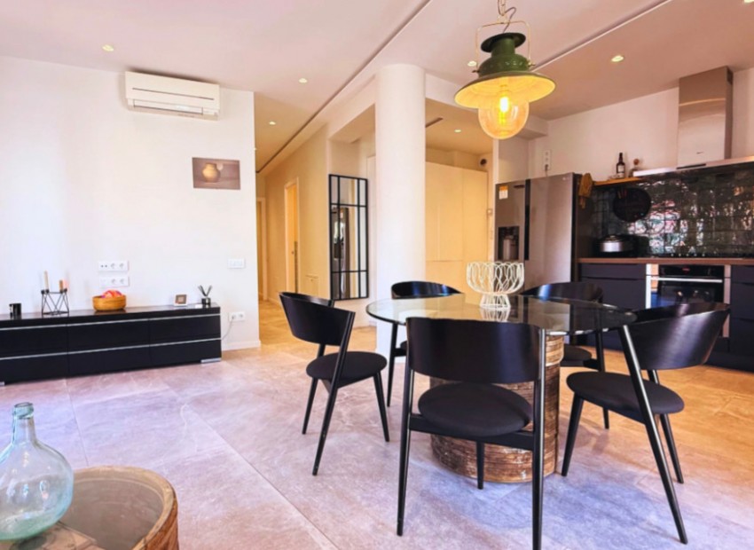 Sale - Apartment / Flat -
Palma - Ponent