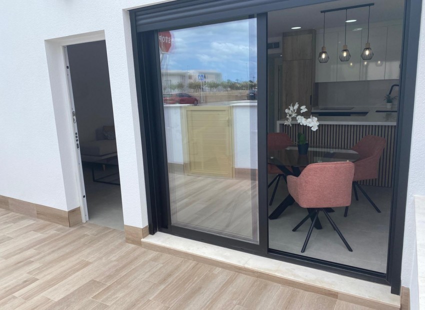 Sale - Apartment / Flat -
Pilar de la Horedada*