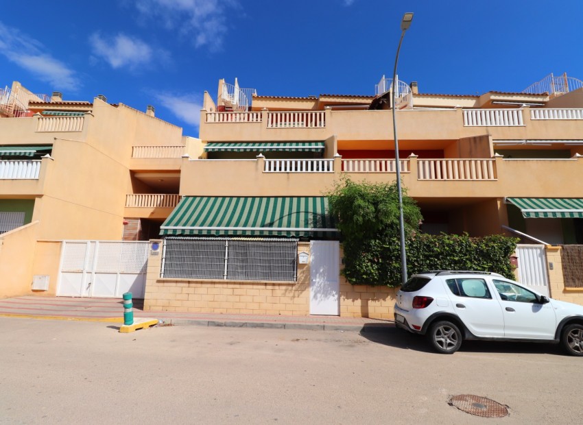 Sale - Apartment / Flat -
Rafal - Rafal - Town