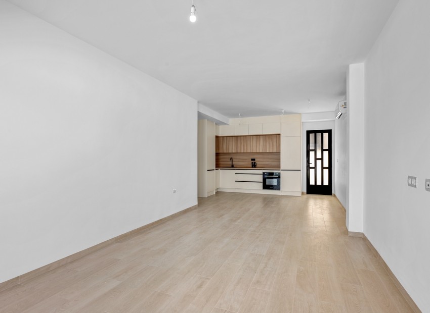 Sale - Apartment / Flat -
San Miguel de Salinas - San Miguel