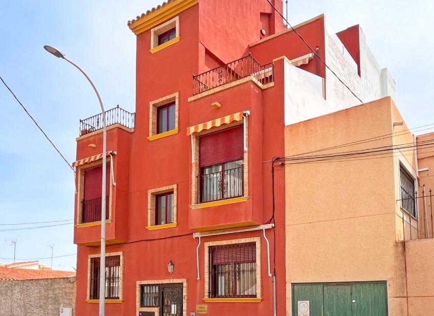 Sale - Apartment / flat -
Torre de la Horadada
