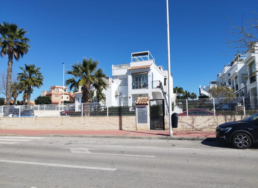 Sale - Apartment / Flat -
Torrevieja* - Aguas Nuevas