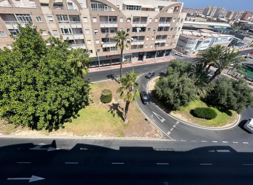 Sale - Apartment / Flat -
Torrevieja Centro - Torrevieja