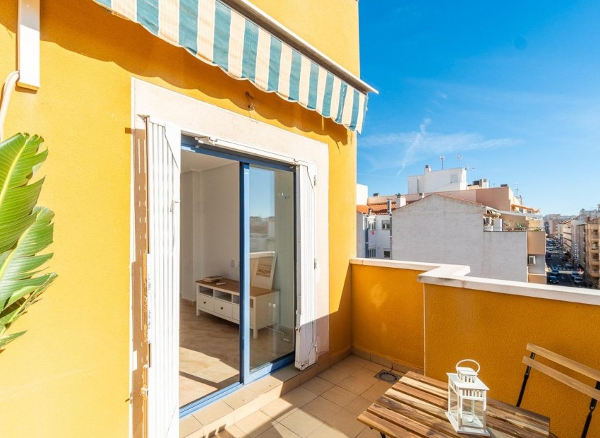 Sale - Apartment / Flat -
Torrevieja* - Centro