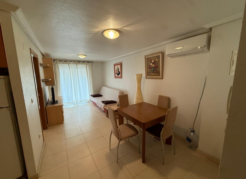 Sale - Apartment / Flat -
Torrevieja* - Centro