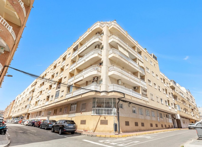 Sale - Apartment / Flat -
Torrevieja - El molino