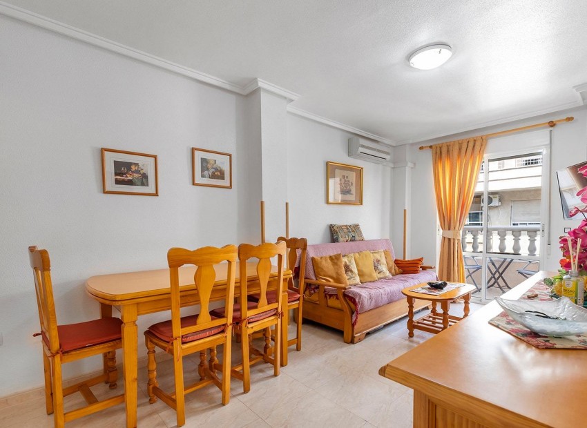 Sale - Apartment / Flat -
Torrevieja* - Estacion de autobuses