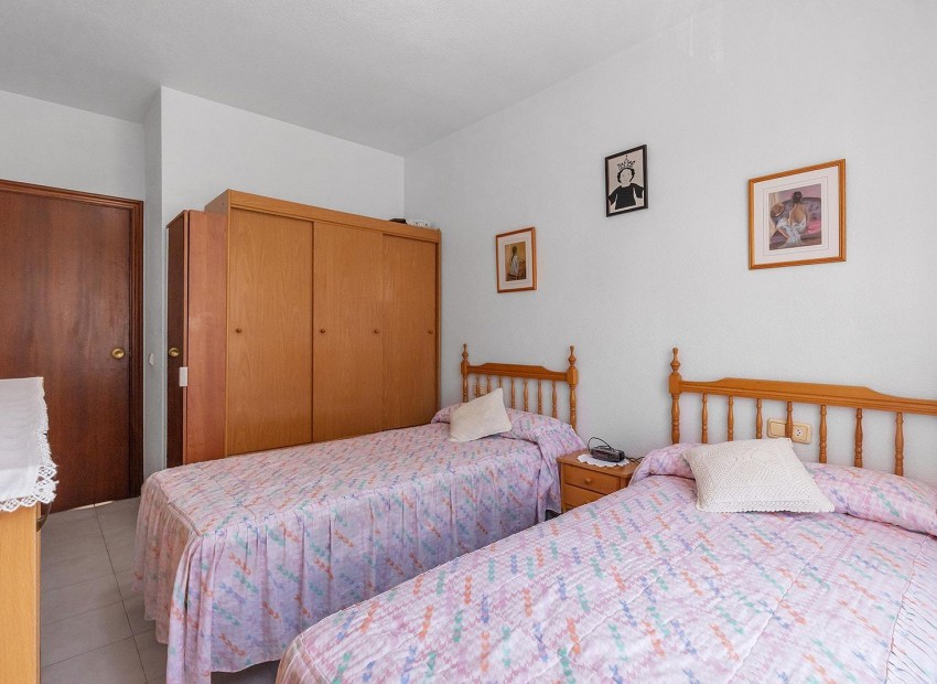 Sale - Apartment / Flat -
Torrevieja* - Estacion de autobuses