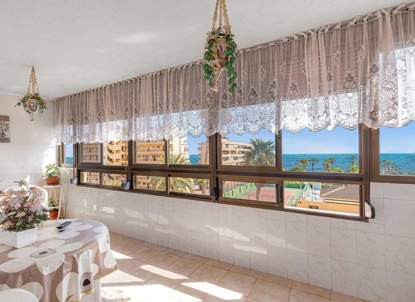 Sale - Apartment / Flat -
Torrevieja* - La Mata