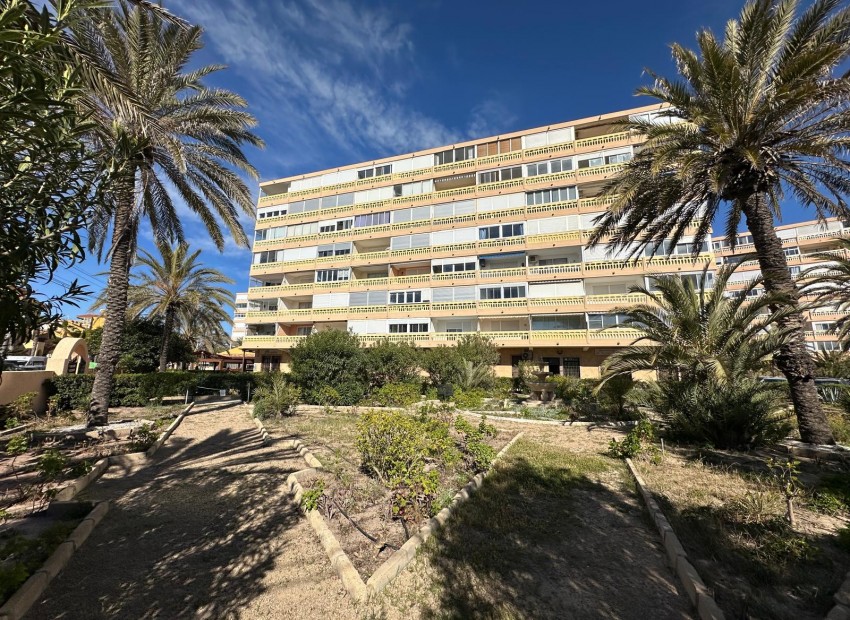 Sale - Apartment / Flat -
Torrevieja* - La Mata