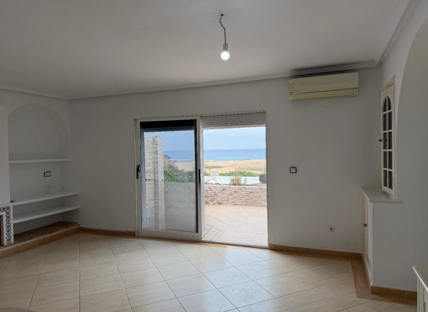 Sale - Apartment / Flat -
Torrevieja* - Los Locos