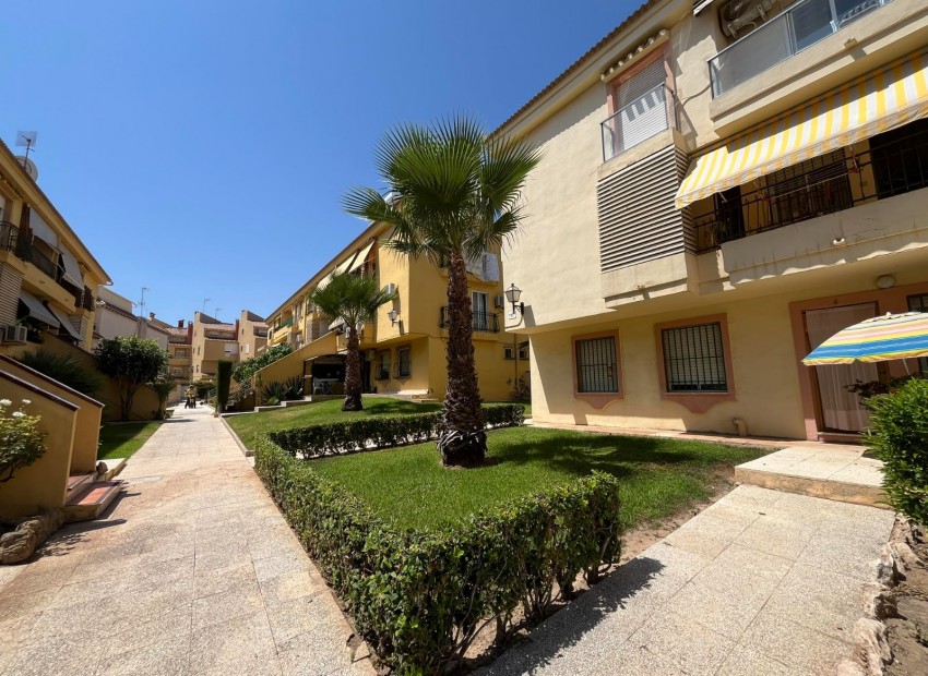 Sale - Apartment / Flat -
Torrevieja* - Mar Azul*