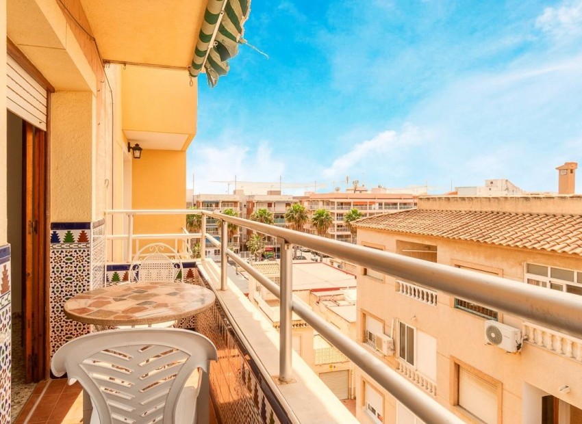 Sale - Apartment / Flat -
Torrevieja* - Playa de los Naufragos