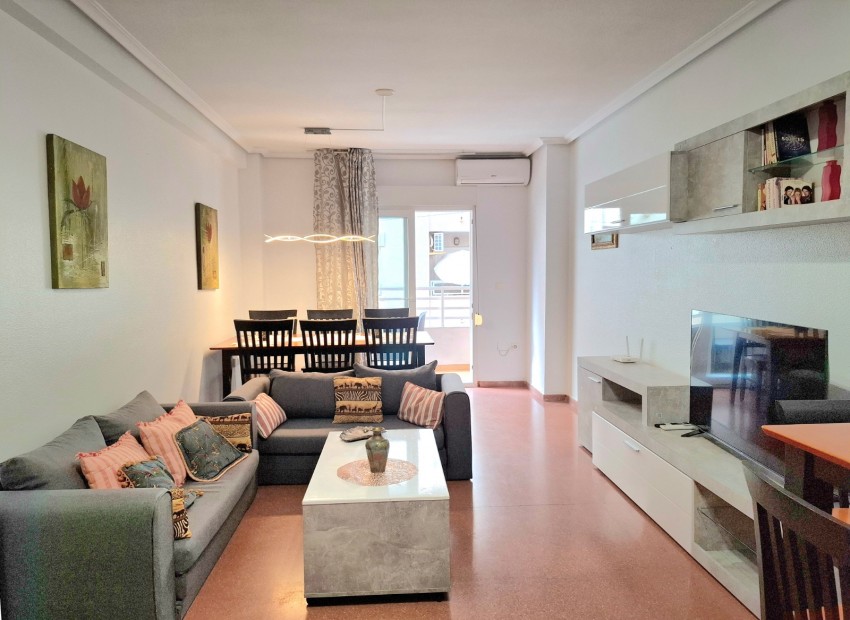 Sale - Apartment / Flat -
Torrevieja* - Puerto