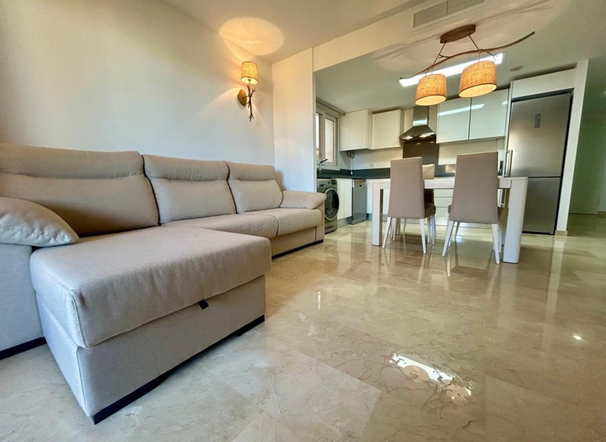 Sale - Apartment / Flat -
Torrevieja - Punta prima