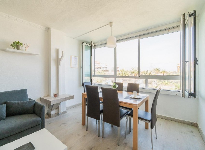 Sale - Apartment / Flat -
Torrevieja* - Rocio del mar