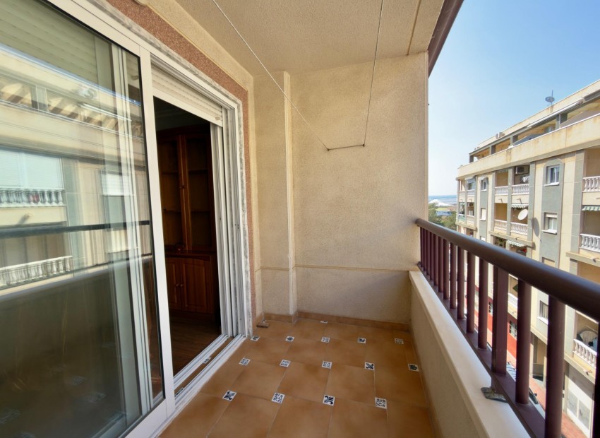 Sale - Apartment / Flat -
Torrevieja - Torrevieja - Centre