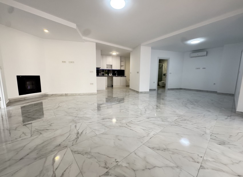 Sale - Apartment / Flat -
Torrevieja* - Torrevieja