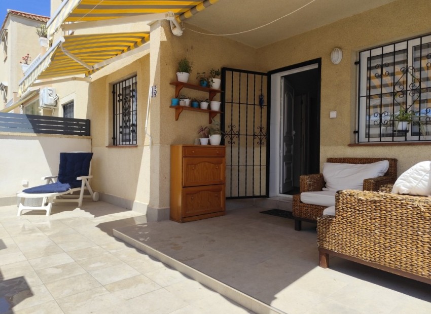 Sale - Apartment / Flat -
Torrevieja* - Torrevieja