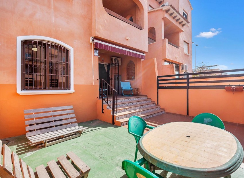 Sale - Apartment / Flat -
Torrevieja* - Torrrejón*