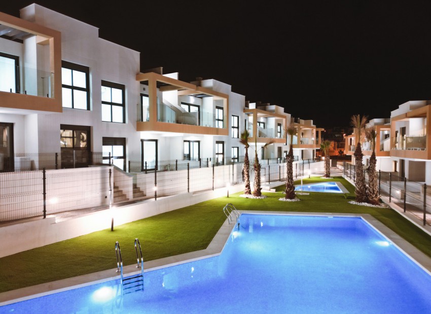 Sale - Apartment / Flat -
Villamartin