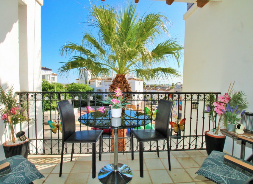 Sale - Apartment / Flat -
Villamartin