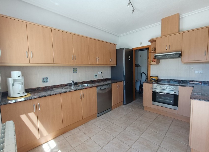 Sale - Finca / Country Property -
Albatera