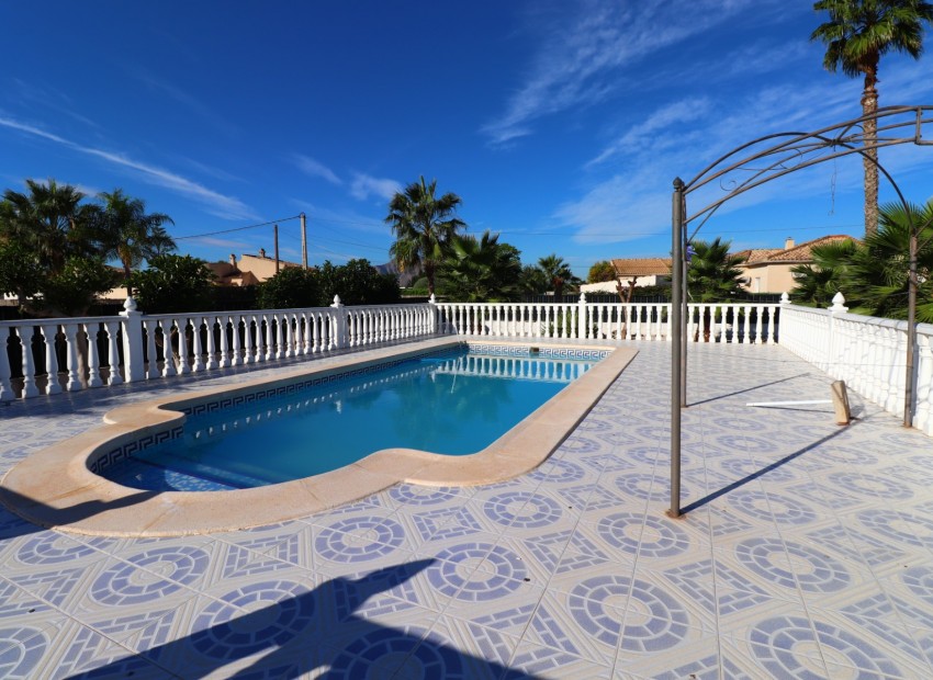 Sale - Finca / Country Property -
Catral* - Catral - Country