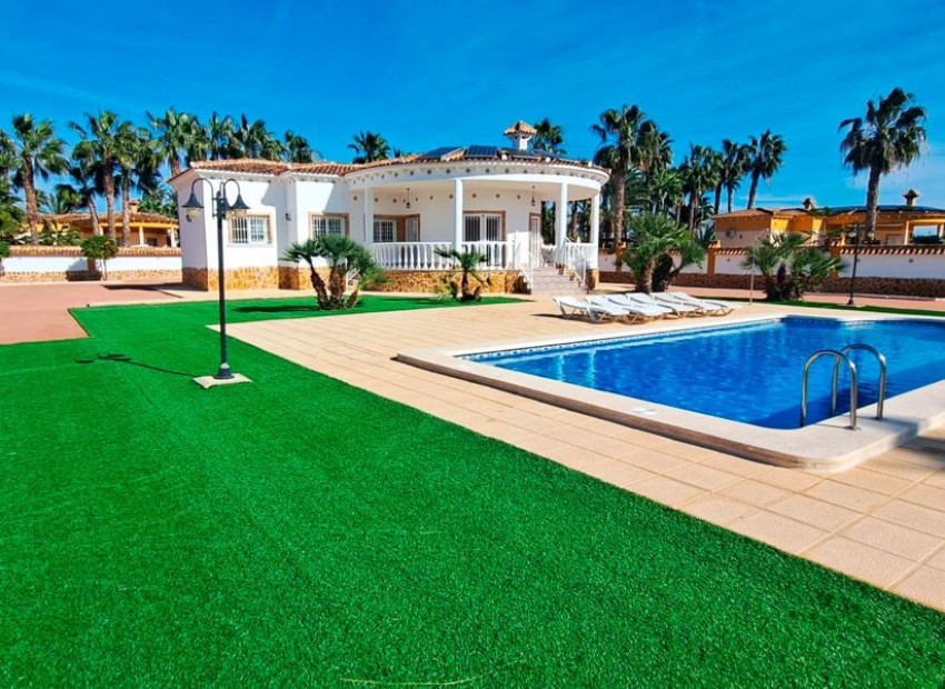 Sale - Finca / Country Property -
Catral - Catral - Country