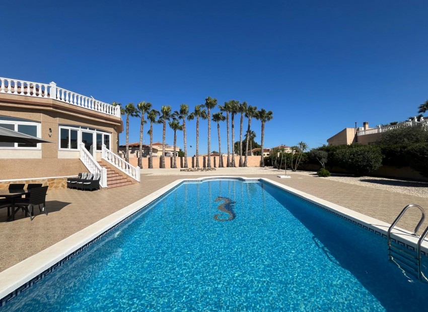 Sale - Finca / Country Property -
Catral - Catral - Country