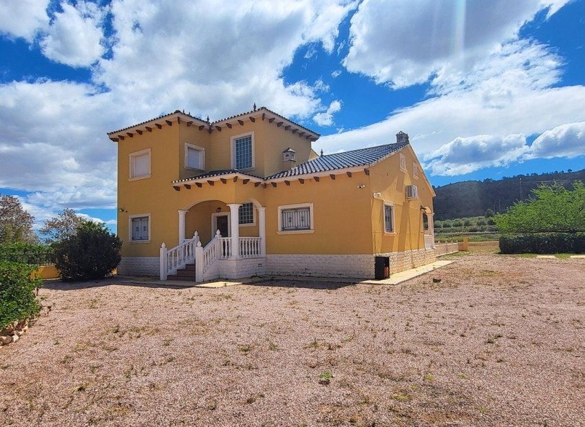 Sale - Finca / Country Property -
La Romana - La Romana - Country
