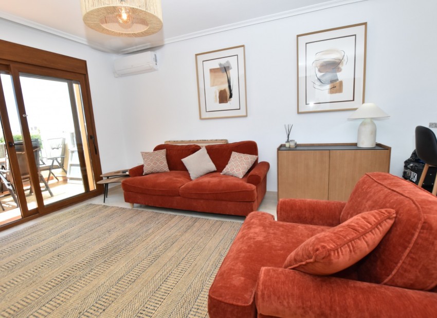 Sale - House -
Algorfa - La Finca Golf Resort