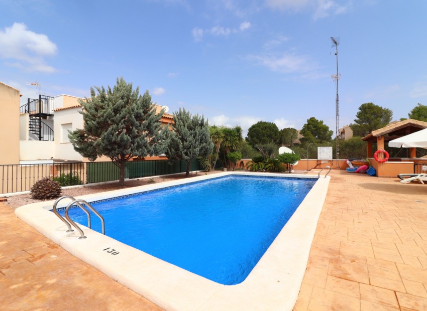 Sale - House -
Algorfa - Montemar