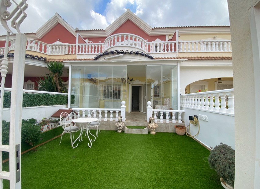 Sale - House -
Benijofar* - Monte Azul/ El Dorado