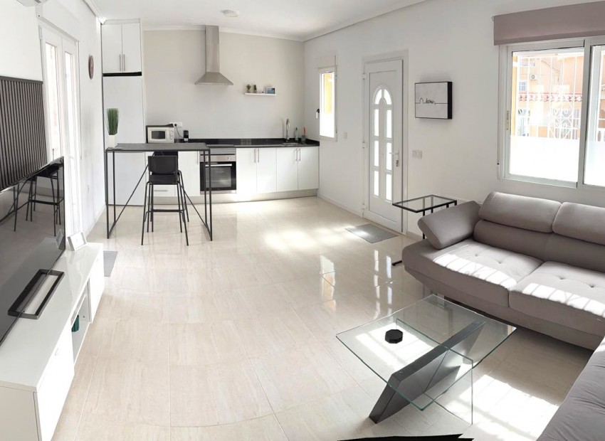 Sale - House -
Cuidad Quesada* - Benimar
