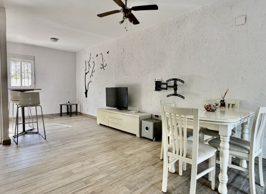 Sale - House -
Guardamar del Segura* - Lomas de Polo-Pinomar