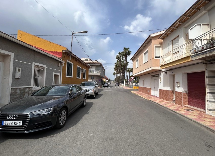 Sale - House -
Jacarilla