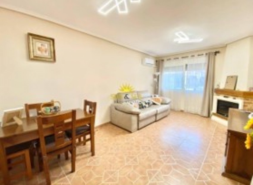 Sale - House -
La Marina* - Catral*