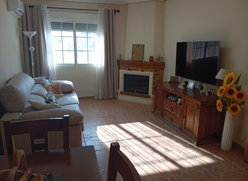 Sale - House -
La Marina* - Catral*