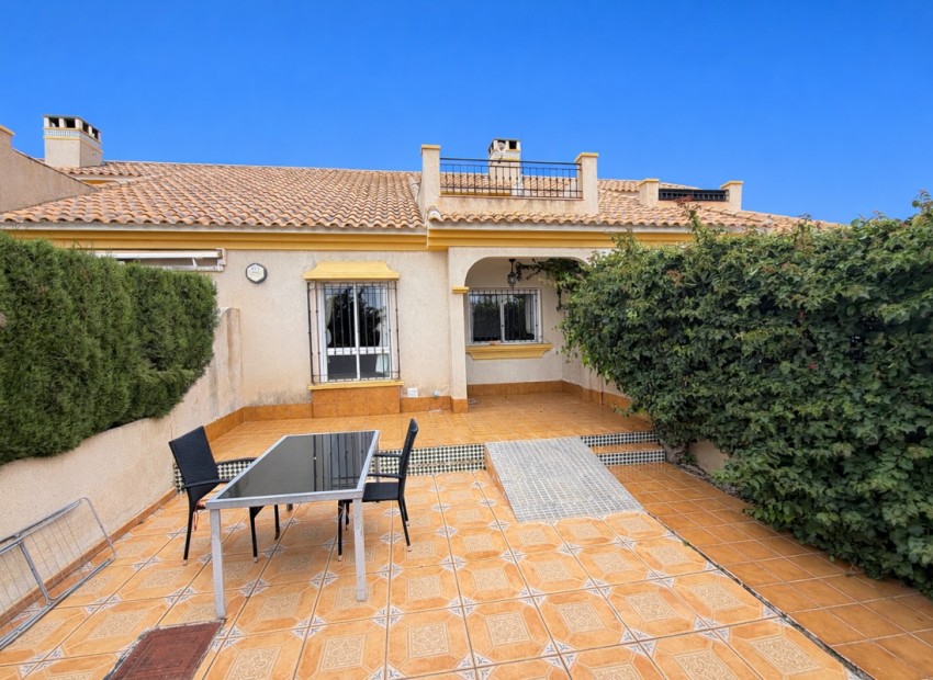 Sale - House -
Orihuela Costa - Cabo Roig