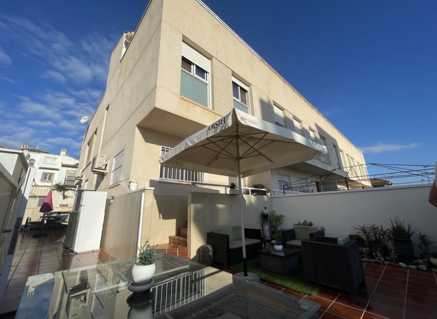 Sale - House -
Orihuela Costa* - Los Dolses*