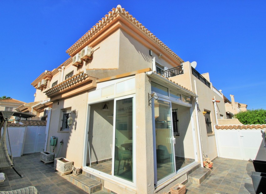 Sale - House -
Orihuela Costa* - Playa Flamenca*