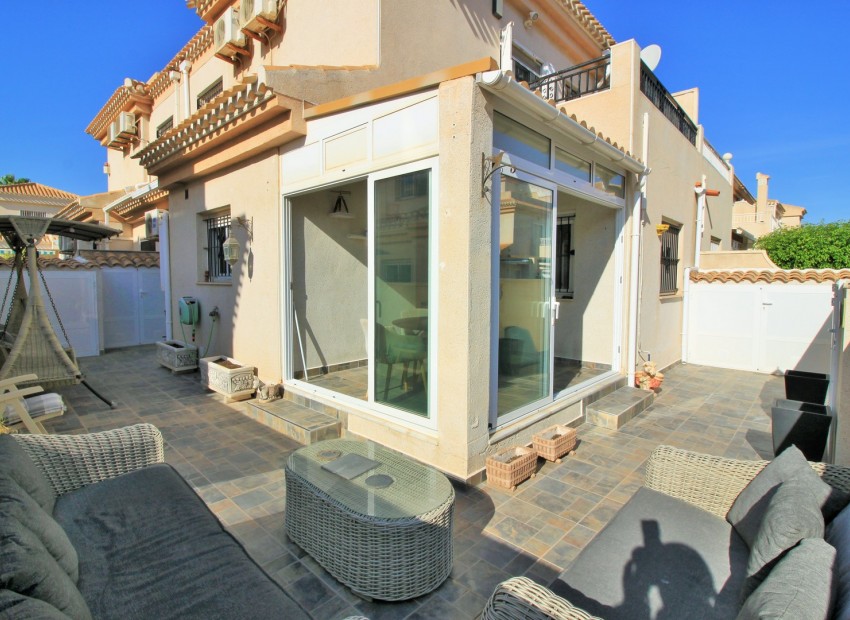 Sale - House -
Orihuela Costa* - Playa Flamenca*