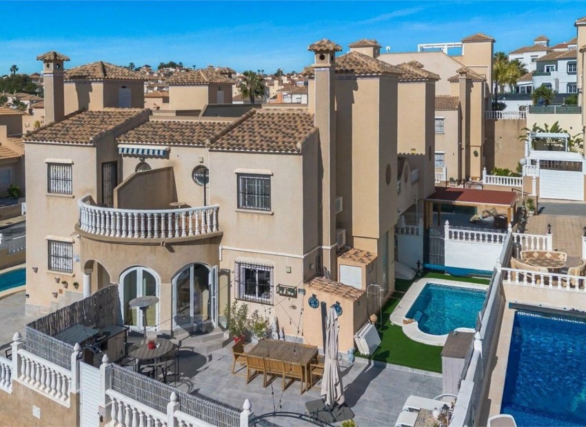 Sale - House -
Orihuela Costa* - Villamartin