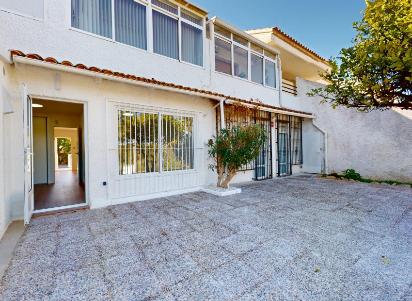 Sale - House -
Orihuela* - Villamartin
