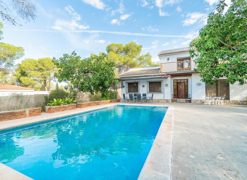 Sale - House -
Pilar de la Horedada* - Pinar de Campoverde