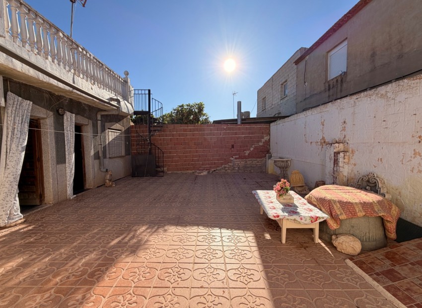 Sale - House -
Rafal - El Mudamiento