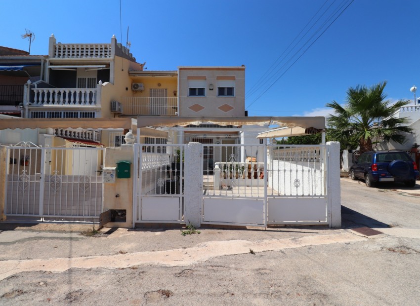 Sale - House -
Torrevieja* - Torretas
