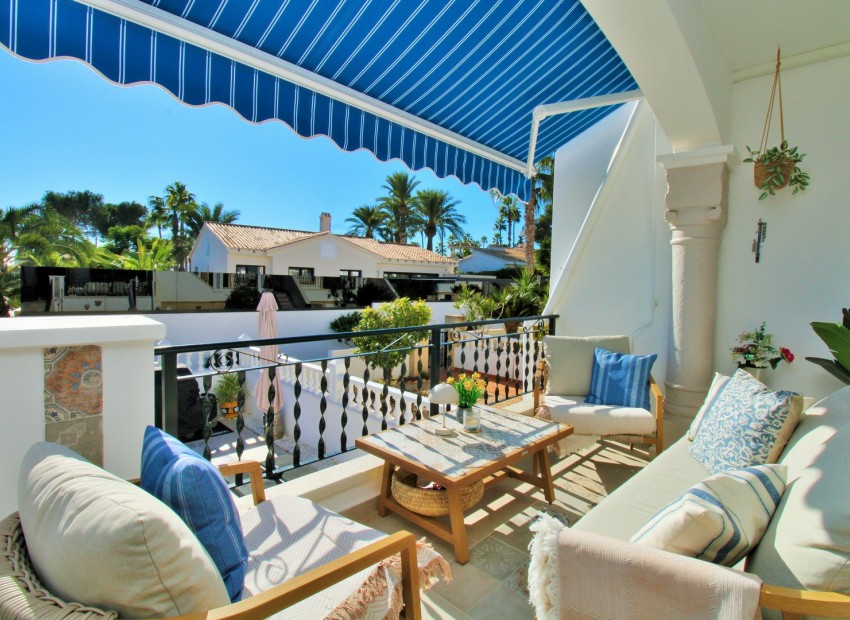 Sale - House -
Villamartin - Las Violetas